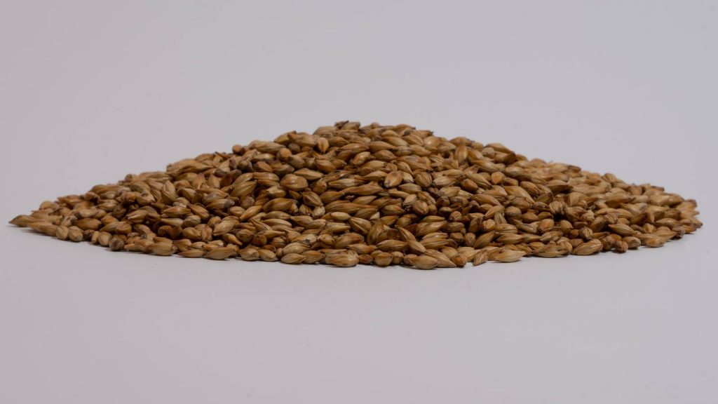 Heaped pile of Standard Crystal Malt